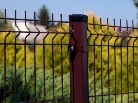 Powder-Coated Garden Fence Panel – 250cm x 103cm x 5mm | Mesh Size: 50x200mm