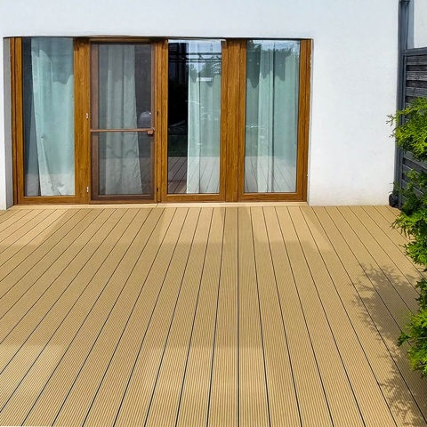 Composite Decking Board Standard Teak – 4m (0,620 m2)