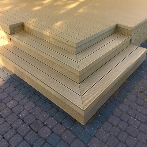 Composite Decking Board Standard Teak – 4m (0,620 m2)